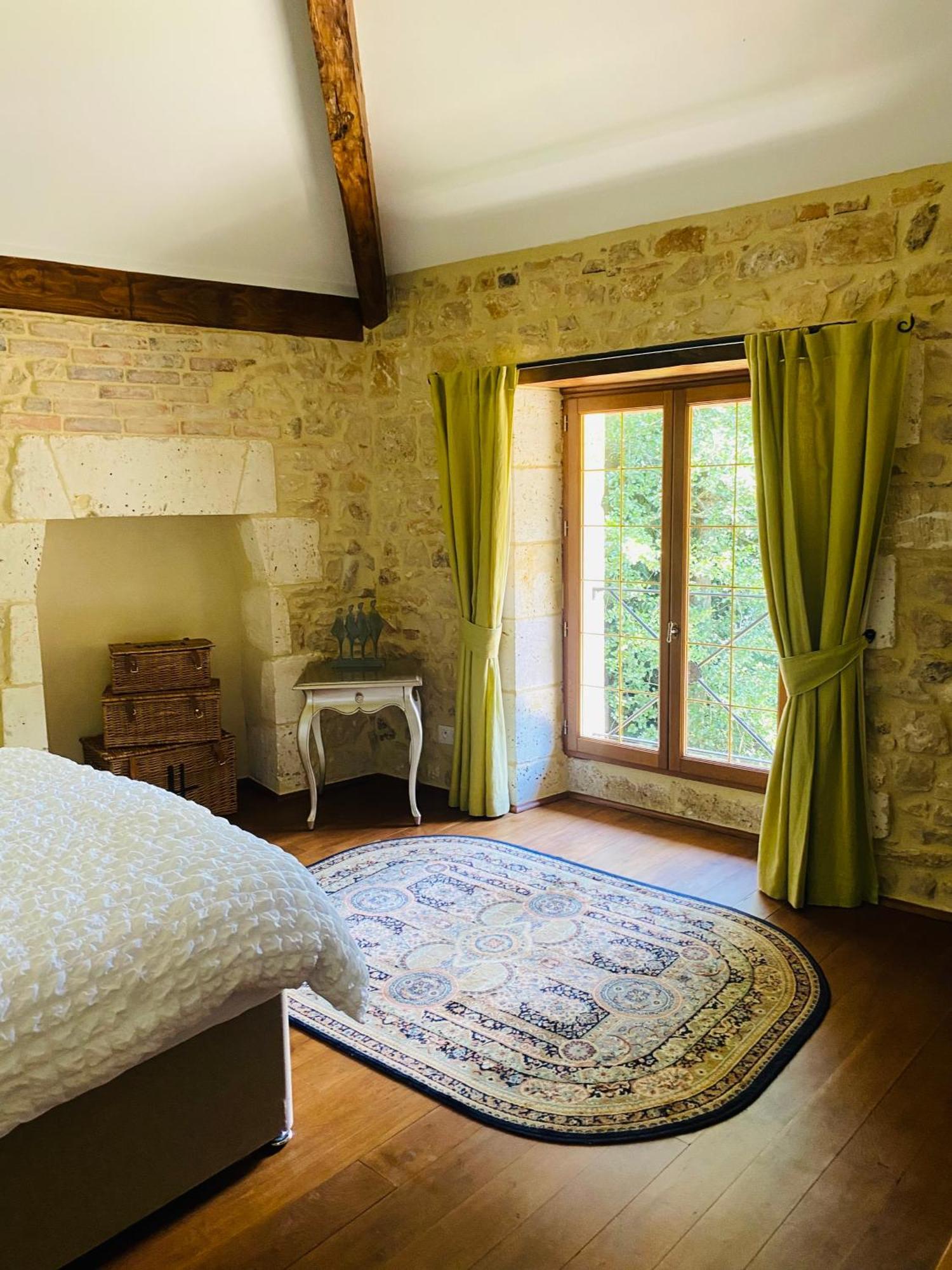 Moulin Du Fontcourt Bed & Breakfast Chasseneuil-sur-Bonnieure Екстериор снимка